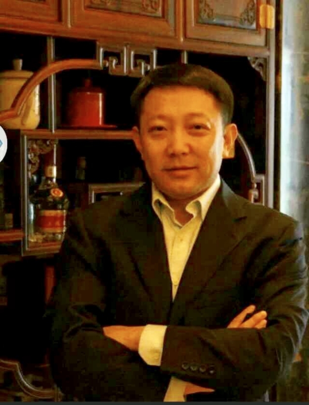 巧克力绅士的第三张照片--澳门王婆说媒